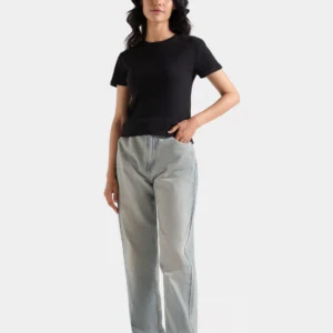 QT Basic Fitted T-Shirt